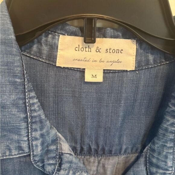 Cloth & Stone Light Blue Button-Down Shirt - Picture 4 of 5